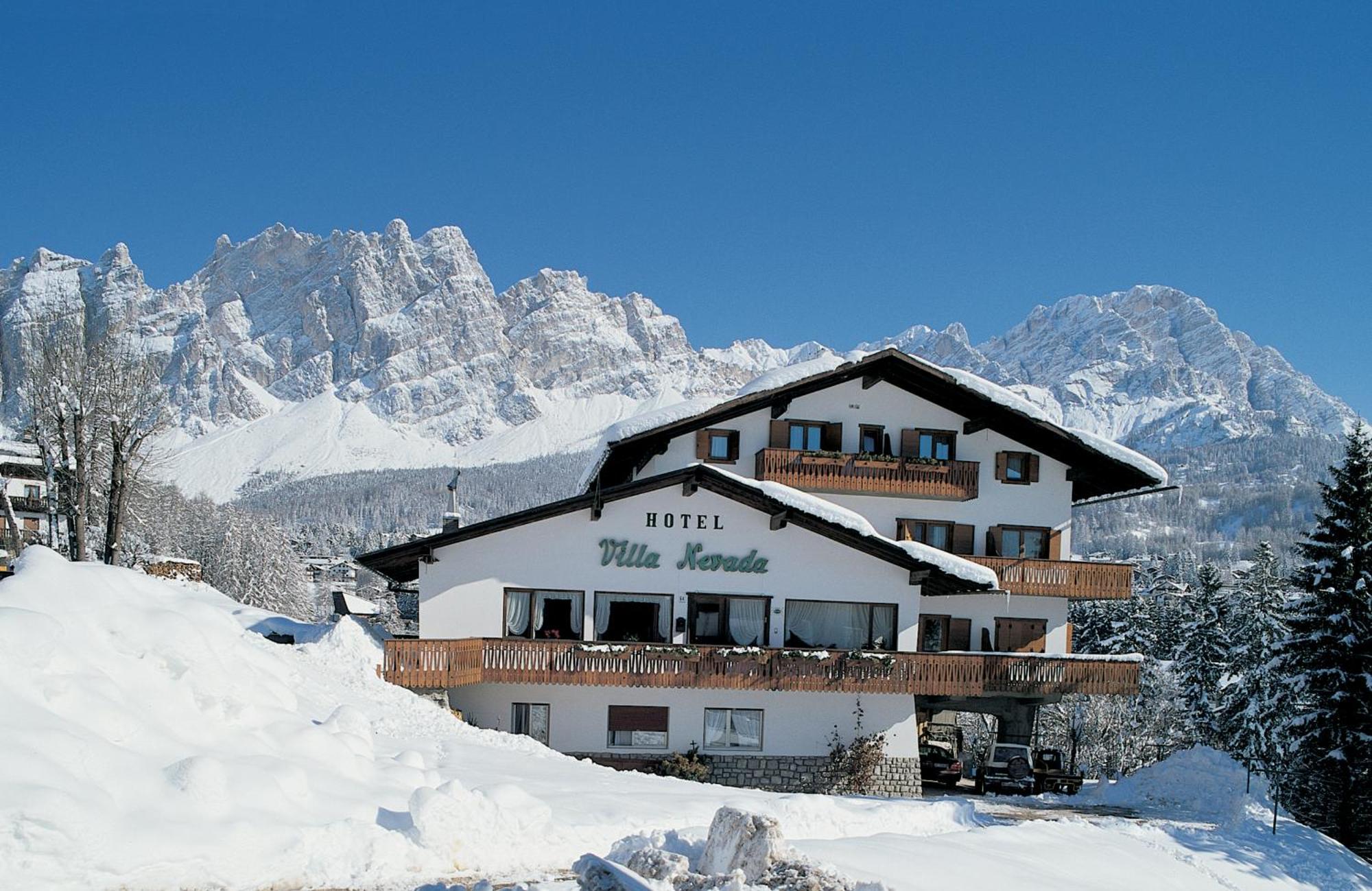 Hotel Villa Nevada Cortina d'Ampezzo Exterior foto